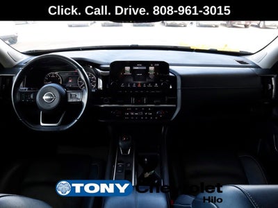 2022 Nissan Pathfinder SL