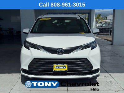 2026 Toyota Sienna LE