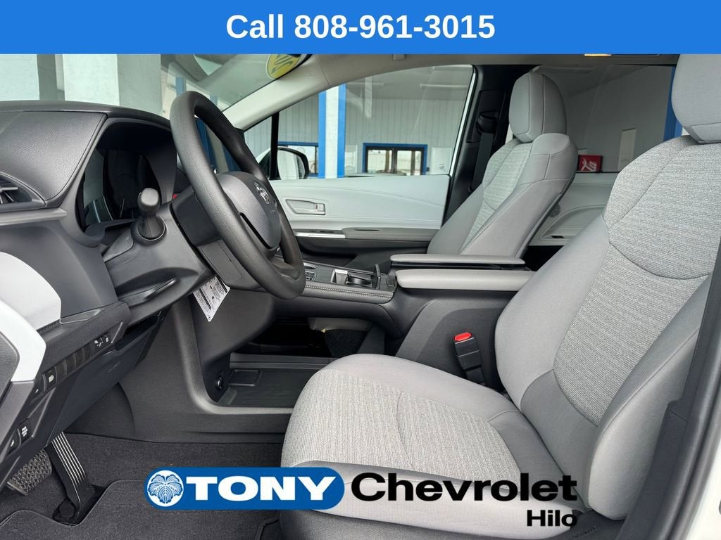 2026 Toyota Sienna LE