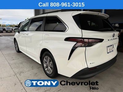 2026 Toyota Sienna LE