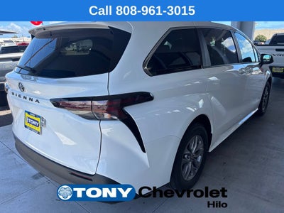 2026 Toyota Sienna LE