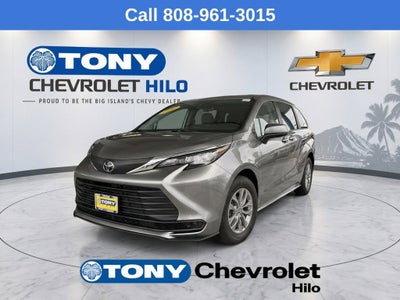 2026 Toyota Sienna LE