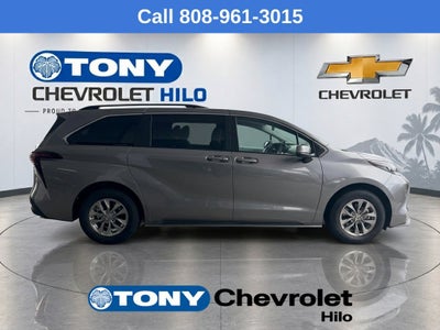 2026 Toyota Sienna LE