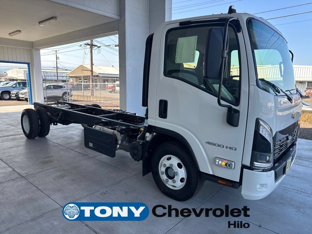 2025 Chevrolet Low Cab Forward 4500 HD 2WD Reg Cab 176"